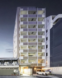 フロレスタ名駅