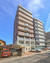 メイプルコート朝岡