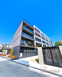 郷前町2丁目マンション