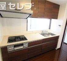 システムキッチンで料理も楽しく出来ます