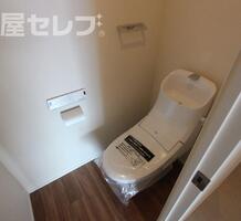※写真は同タイプ８０４号室の別部屋のものです。