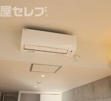 ※写真は同タイプ８０４号室の別部屋のものです。
