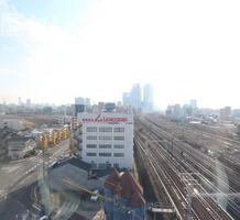 ※写真は同タイプ８０４号室の別部屋のものです。