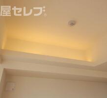 ※写真は同タイプ８０４号室の別部屋のものです。