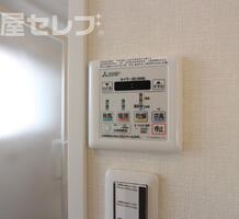 ※写真は同タイプ８０４号室の別部屋のものです。