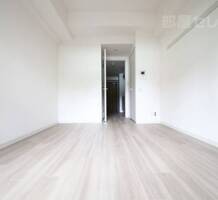 反転の間取りの写真を使用しています