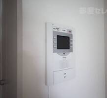 反転の間取りの写真を使用しています
