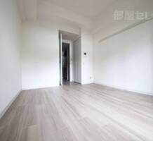 反転の間取りの写真を使用しています
